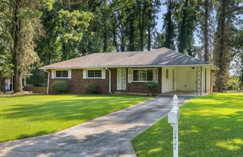2424 Elmwood Cir, Atlanta, GA 30339-8905