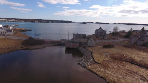 14 Main St, Jonesport, ME 04649-3204