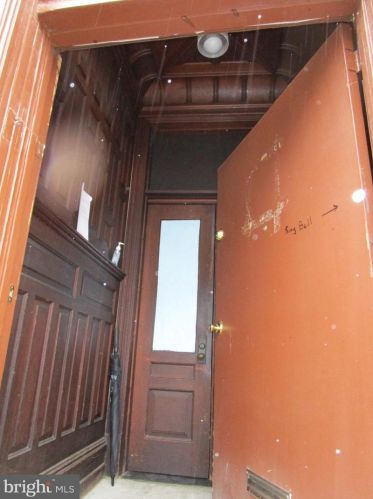 2132 18th St, Philadelphia, PA 19121-1623