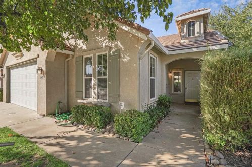1927 Wyndham Way, Lodi, CA 95242-4761
