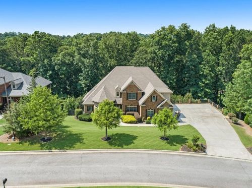 231 Libby Ln, Holly Springs, GA 30115-5499