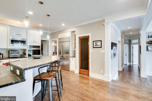 612 Cpe Mckinsey Dr, Severna Park MD 21146-4057 exterior