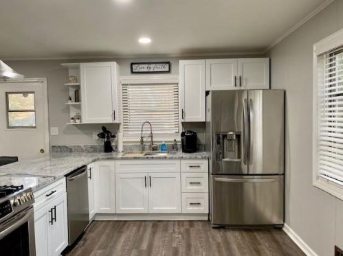 3415 Forrest Hl Dr, Atlanta GA  30354-1520 exterior