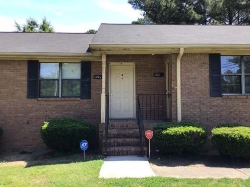 3016 Springdale Ct, Lithonia, GA 30078-3686