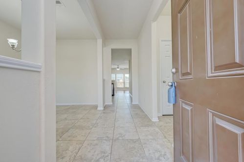 16852 Tableland Trl, Conroe TX  77385-2010 exterior