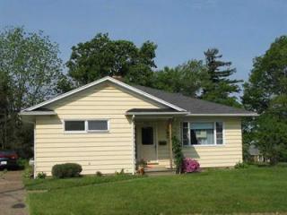 3840 Perry St, Erie PA  16504-2372 exterior