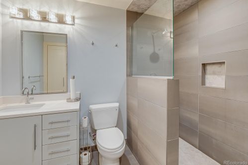 555 Clayton St, Denver CO  80206-4232 exterior