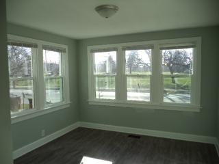 2008 Washington St, Indianapolis IN  46201-4177 exterior