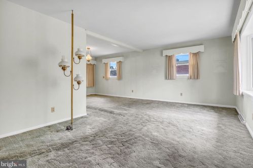 800 Wilhelm Rd, Harrisburg, PA 17111-2105