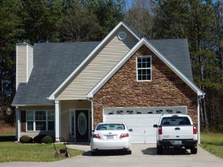 216 Stonewood Ct, Temple, GA 30179-5370