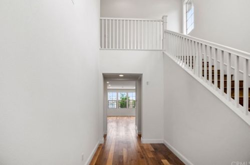 117 Bumblebee, Irvine CA  92618-1150 exterior