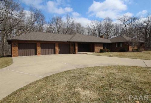 72 Blackberry Ln, Mayfair, IL 61550-9528