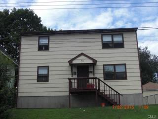 96 Smith St, Derby, CT 06418-1220