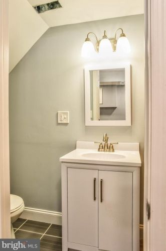 6521 16th St, Philadelphia PA  19126-3512 exterior