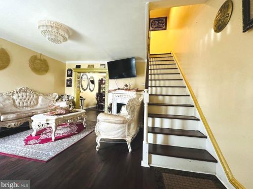 6731 Horrocks St, Philadelphia PA  19149-2211 exterior