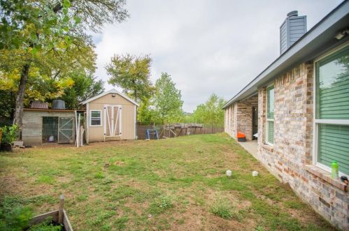 1726 Knob Hl Ct, Cedar Hill TX 75104-1501 exterior