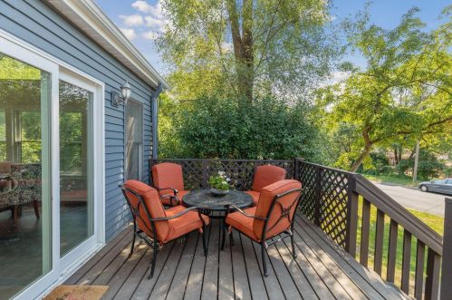 1647 Jersey Ave, Minneapolis MN  55426-2144 exterior