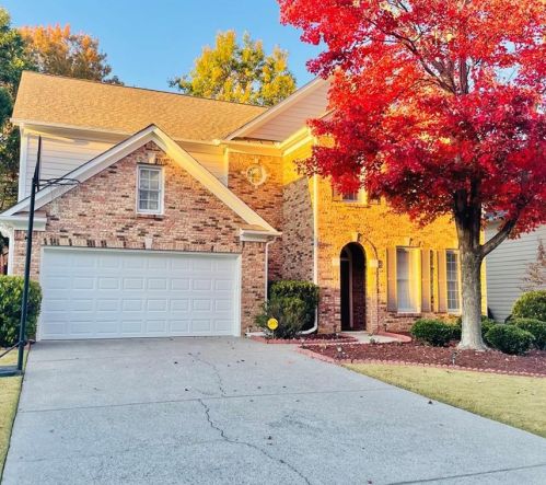 1962 Barrett Knoll Cir, Kennesaw, GA 30152-8207
