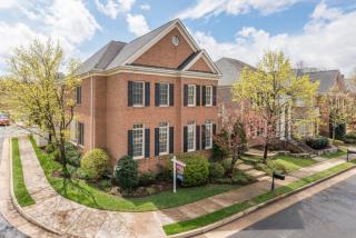 10092 Mccarty Crest Ct, Fairfax, VA 22030-2420