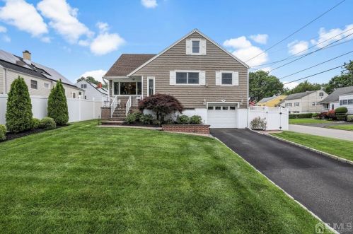 34 Marie Rd, Perth Amboy, NJ 08863-1352