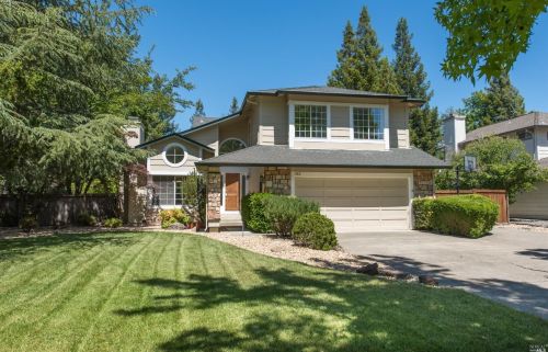 363 Blazing Star Ct, Windsor, CA 95492-8615