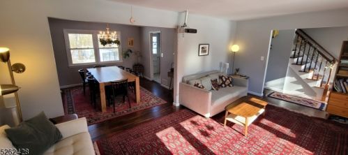 497 Stony Brook Dr, Bridgewater, NJ 08807-1945