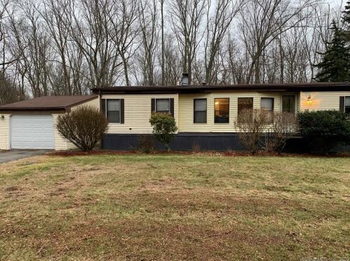58 Colchester Cmns, Colchester, CT 06415-2137