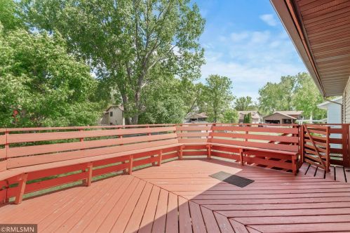 3218 Greenbrier St, Saint Paul MN  55127-5035 exterior