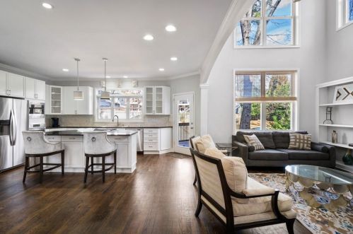 1392 Etowah Dr, Atlanta GA  30319-3444 exterior