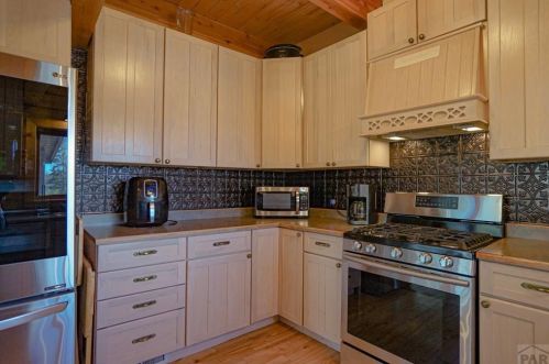 277 Thompson Rd, Wahatoya CO  81055-9648 exterior