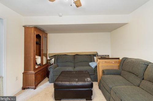 679 Walnut St, Hanover PA 17331-2050 exterior