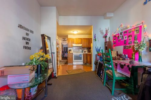 1339 4th St, Philadelphia, PA 19147-5932