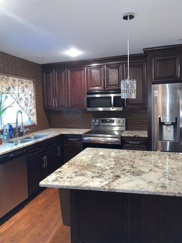 7348 Cardigan Cir, Atlanta GA  30328-1955 exterior