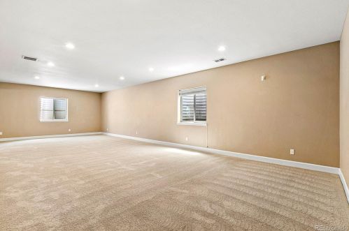 4885 Riviera Way, Aurora CO 80015-4708 exterior