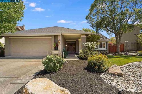 158 Blue Canyon Way, Pacheco, CA 94553-5831