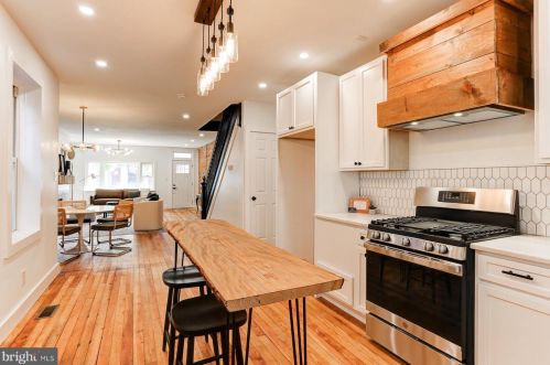 925 Orange St, Lancaster PA  17602-3213 exterior