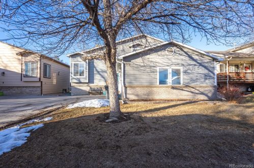 972 Winona Cir, Loveland, CO 80537-4584