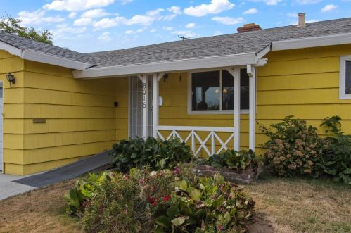 8916 Bedford Ave, Fair Oaks, CA 95628-4027