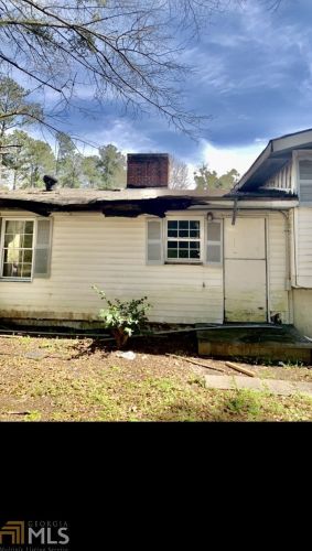 250 Rockdale Dr, Conyers GA  30013-1564 exterior