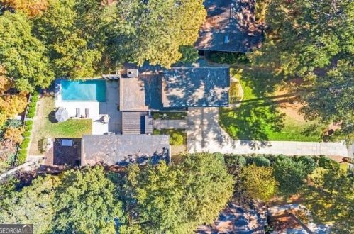 1104 Citadel Dr, Atlanta GA  30324-3816 exterior