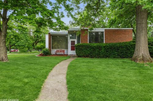 845 Argyle Ave, Homewood, IL 60422-1254
