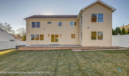 57 Louis Cir, Tinton Falls NJ  07701-6220 exterior