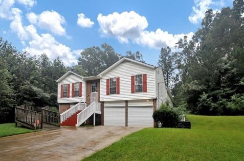 3301 Herrenhut Rd, Lithonia, GA 30038-2634