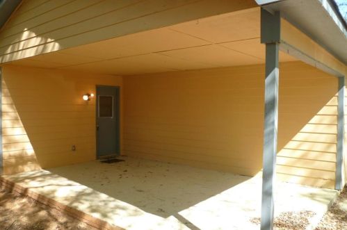 6627 Bent Crk Dr, Rex GA 30273-2102 exterior