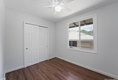 2071 10th Ave, Honolulu HI  96816-2929 exterior