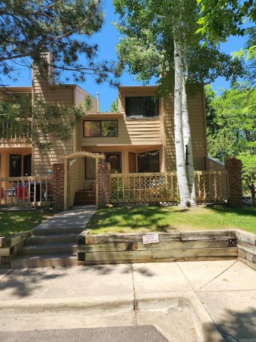 5072 Buckingham Rd, Boulder, CO 80301-3745