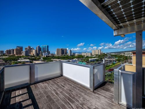 1538 Pele St, Honolulu HI  96813-2010 exterior