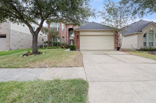 2723 Edgewick Elm St, Fresno, TX 77545-8128