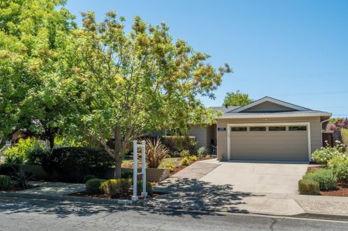 2527 Briarwood Dr, San Jose, CA 95125-4902