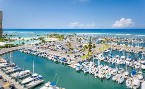 1765 Ala Moana Blvd, Honolulu HI  96815-1435 exterior